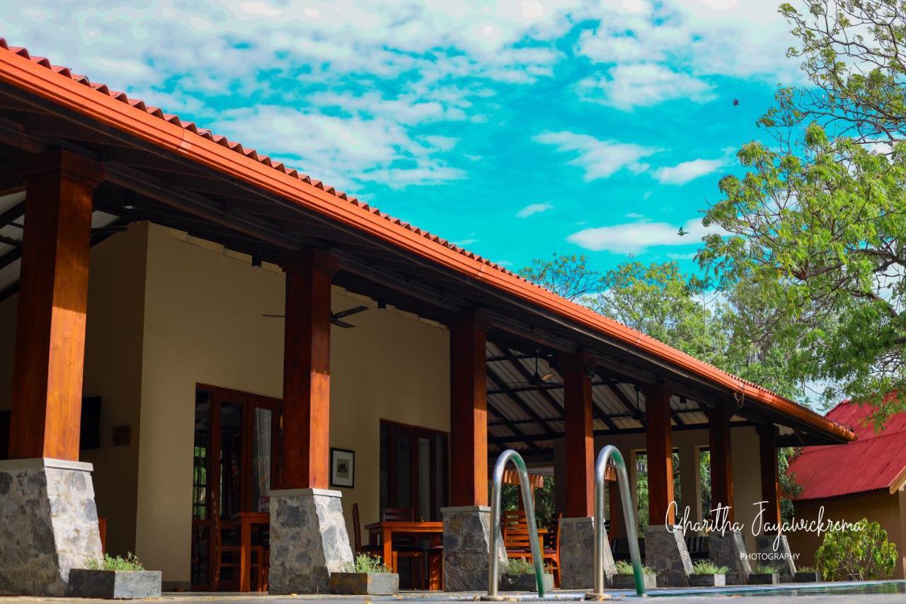 Yala Chalets By Lalan Leisure Kirinda  Extérieur photo